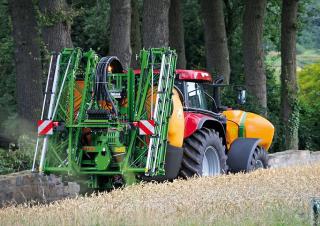 Обприскувачі польові Amazone UF 1201 (15)