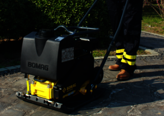 Віброплита Односпрямовані віброплити Bomag BPS 18/45