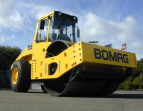 Катки одновальцові дорожні катки Bomag BW 216 D-4