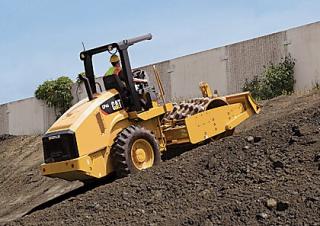 Катки одновальцові дорожні катки Caterpillar CP44