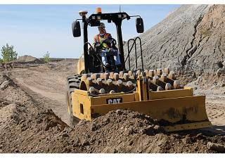 Катки одновальцові дорожні катки Caterpillar CP56B