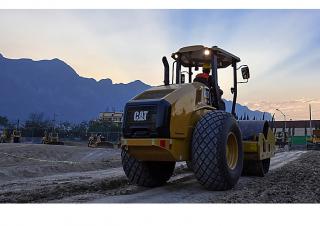 Катки одновальцові дорожні катки Caterpillar CS10 GC