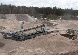 Пересувні грохоти Metso Lokotrack ST4.8E