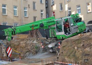 пересувні крани - телескопічна стріла Sennebogen 613E
