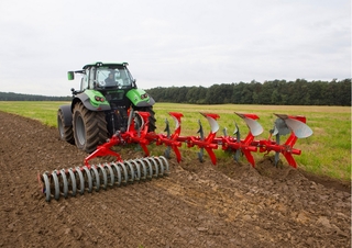 Плуги Unia Ibis Vario 4