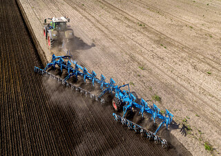 Плуги Lemken Titan 18 V 8+4 / 100
