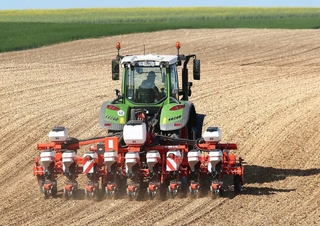Посівні машини Kuhn Maxima 3 M