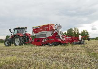 Посівні машини Pöttinger Terrasem R 3 fertilizer