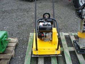 Віброплита Односпрямовані віброплити Vibromax VMF 130 B