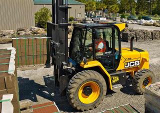 Позашляхові навантажувачі JCB 940