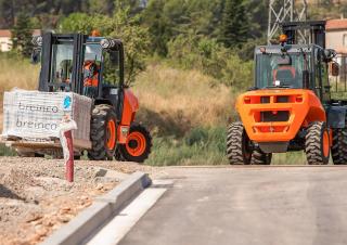 Позашляхові навантажувачі Ausa C 351 H x4