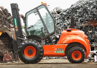 Позашляхові навантажувачі Ausa C 500 H
