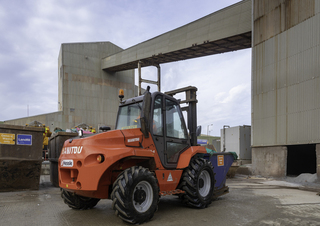 Позашляхові навантажувачі Manitou M 50-2