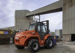 Позашляхові навантажувачі Manitou M 50-4