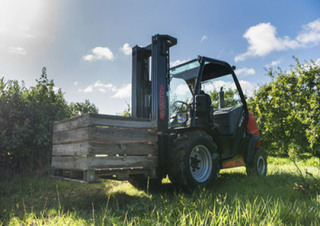 Позашляхові навантажувачі Manitou MC 18-2
