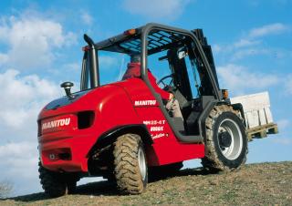 Позашляхові навантажувачі Manitou MSI 25 T Buggie