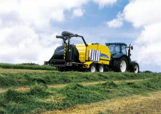 Прес-підбирачі рулонні  New Holland BR6090 Combi