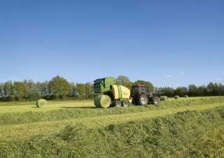 Прес-підбирачі рулонні  Krone Fortima V 1800 MC