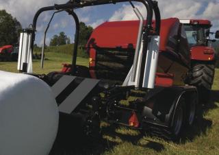 Прес-підбирачі рулонні  Case IH RB544