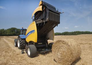 Прес-підбирачі рулонні  New Holland Roll Belt 150 Super Feed
