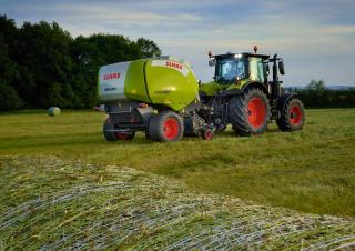 Прес-підбирачі рулонні  Claas Rollant 540 RC Pro