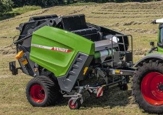 Прес-підбирачі рулонні  Fendt Rotana 180 V