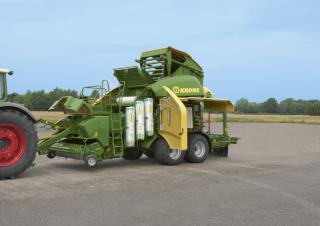 Прес-підбирачі рулонні  Krone Ultima CF 155 XC