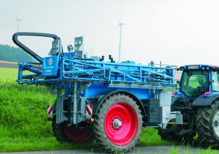 Причіпні польові обприскувачі Lemken Primus 12/3500