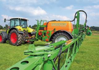 Причіпні польові обприскувачі Amazone UG 3000 Super (24) 