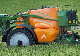 Причіпні польові обприскувачі Amazone UX 3200 Special (21)