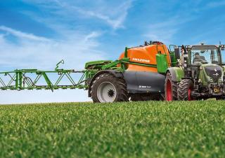 Причіпні польові обприскувачі Amazone UX 4201 Super (24) 
