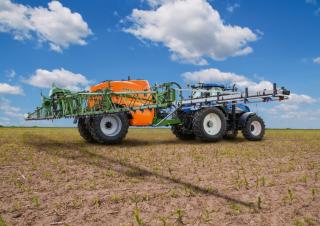 Причіпні польові обприскувачі Amazone UX 5200 Super (28)