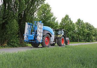 Причіпні польові обприскувачі Lemken Vega 12/3000