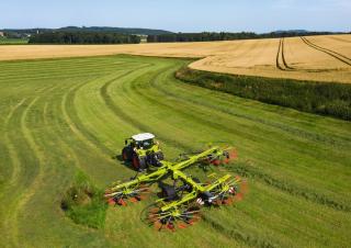 Причіпні валкоутворювачі (барабанні граблі) Claas Liner 4700 Business pro 