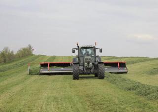 Причіпні валкоутворювачі (барабанні граблі) Kuhn Merge Maxx 1092 ISO