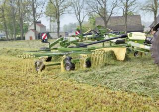 Причіпні валкоутворювачі (барабанні граблі) Krone Swadro TC 680