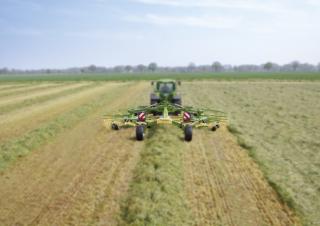 Причіпні валкоутворювачі (барабанні граблі) Krone Swadro TC 680