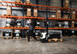 Палетні штабелери Рації Bobcat LSM12N-7