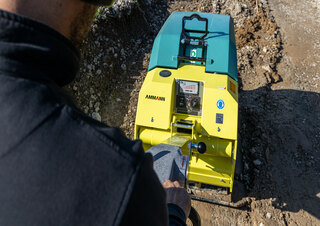 Віброплита Реверсивні віброплити Ammann APH 8595