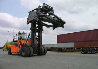 Річстакер Toyota THD8600-L5