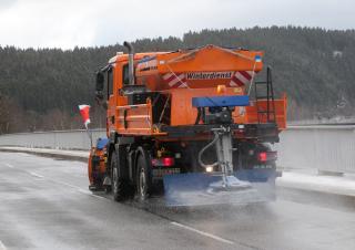 Зимове обладнання для обслуговування Розкидачі Розкидачі силосу Schmidt Stratos S 40 VCX