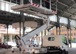 Телескопічні підйомники Автовишки з телескопічною стрілою Multitel MS 100 