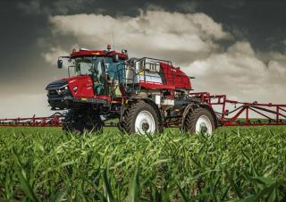 Самохідні польові обприскувачі Case IH Patriot 4350
