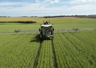 Самохідні польові обприскувачі Fendt Rogator 655