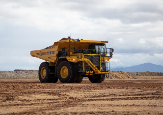 Самоскиди із жорсткою рамою Komatsu HD785-8E0
