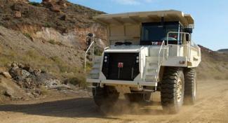 Самоскиди із жорсткою рамою Terex TR 60