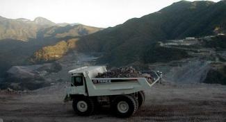 Самоскиди із жорсткою рамою Terex TR 60