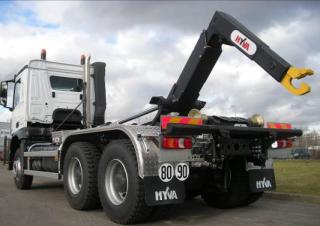 самоскиди зі знімною платформою Hyva Lift Titan 65 S