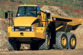 Шарнірні самоскиди Caterpillar 730