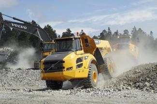 Шарнірні самоскиди Volvo A40F FS